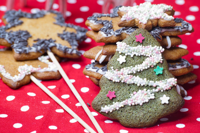 Piparkakut - Gingerbread Cookies