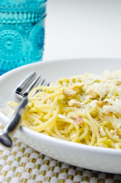 pasta with olives cheese and peanuts