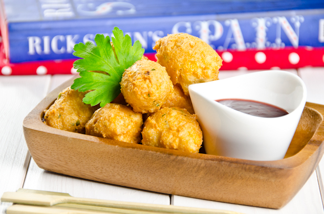 Manchego cheese fritters