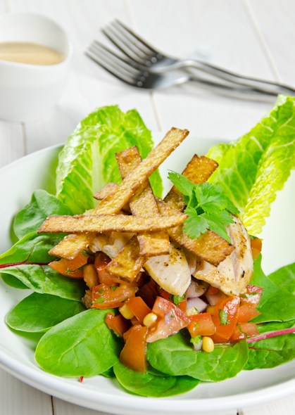 Chichen and corn strips salad