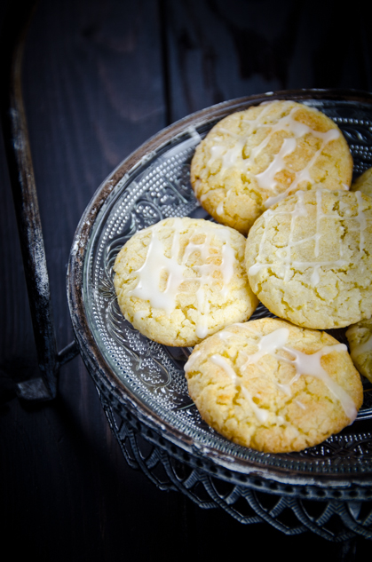 Elizabethan lemon cakes